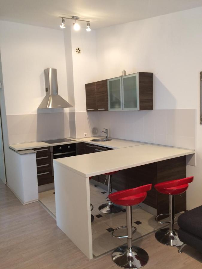 Apartment 策萨利卡 外观 照片