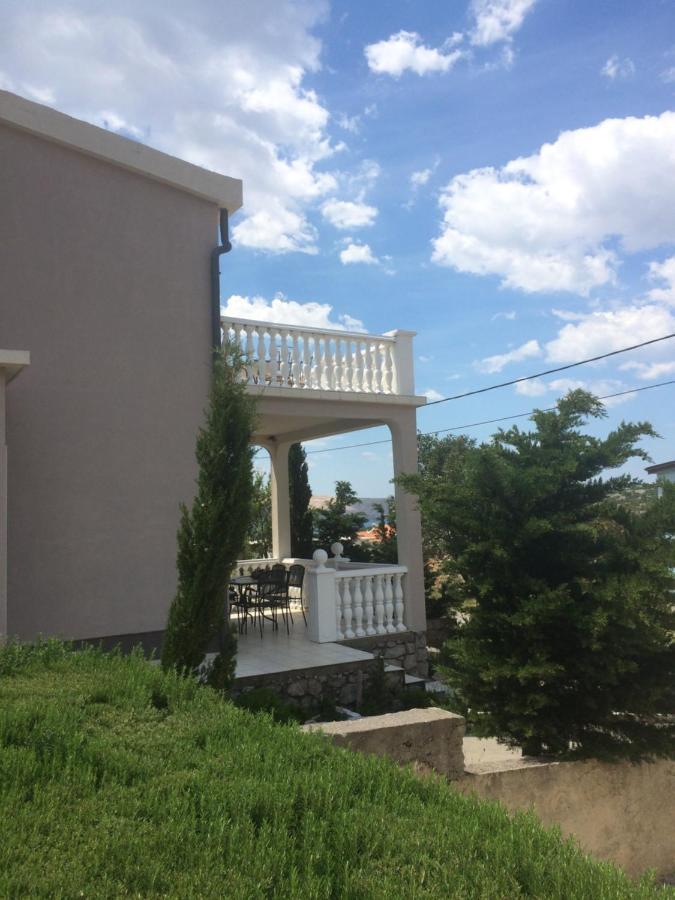 Apartment 策萨利卡 外观 照片